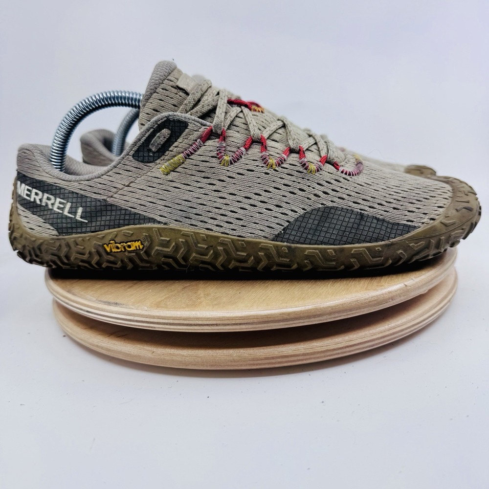 Merrell Trail Glove 6 Mens 9 Tan Barefoot Trail Running Sneakers Vibram Sole
